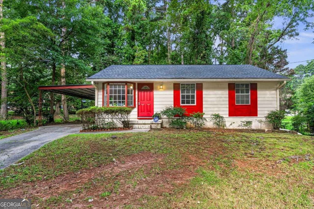 6177 Crestview Lane, Forest Park, GA 30297