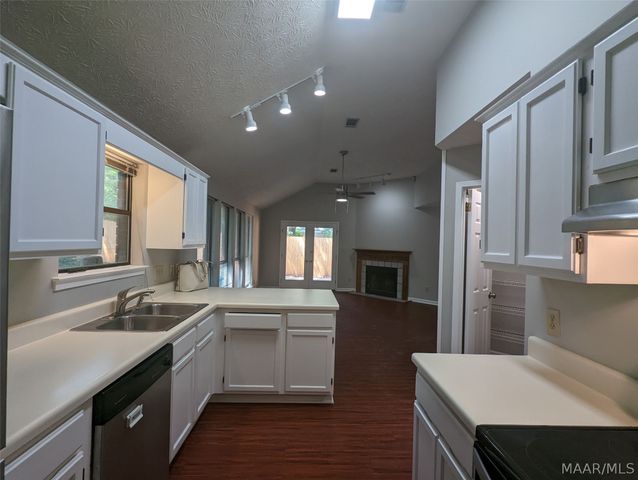 191 S BURBANK Drive, Montgomery, AL 36117