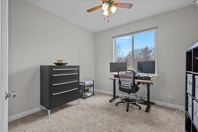 2924 BAUER Road, North Aurora, IL 60542