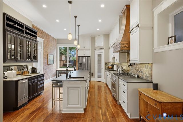 2405 Floyd Ave, Richmond, VA 23220