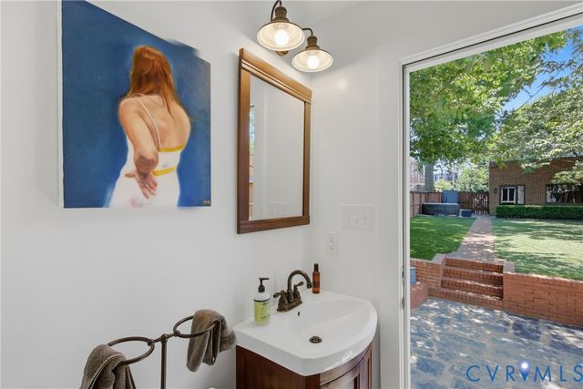 2405 Floyd Ave, Richmond, VA 23220