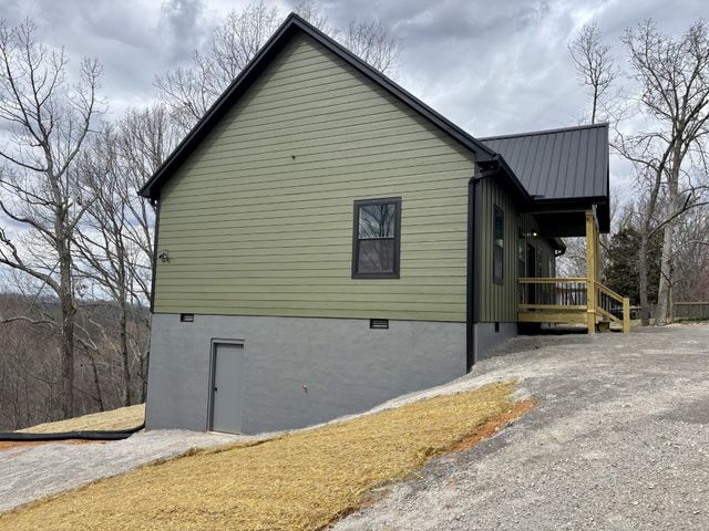 485 Baron Bluff Rd, Smithville, TN 37166