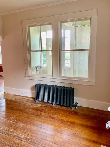 82 Francis St, Fairhaven, MA 02719