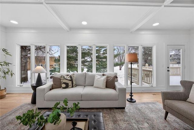 4912 W 114th Street, Leawood, KS 66211