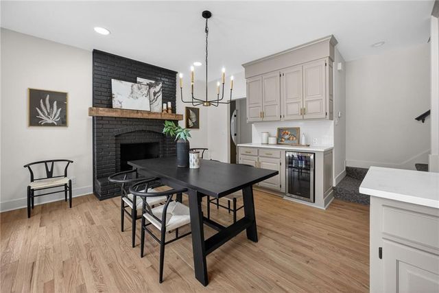 4912 W 114th Street, Leawood, KS 66211