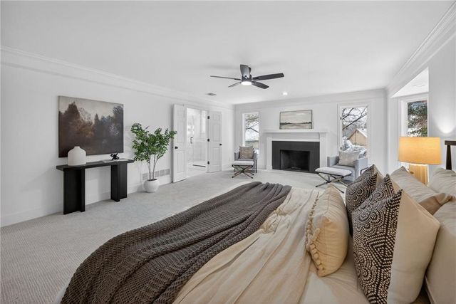 4912 W 114th Street, Leawood, KS 66211