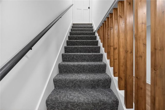 4912 W 114th Street, Leawood, KS 66211