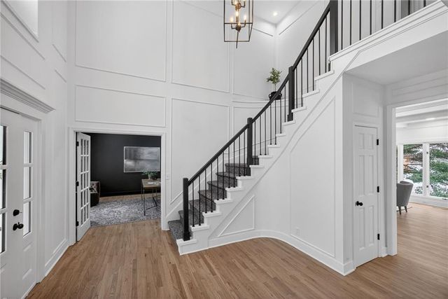 4912 W 114th Street, Leawood, KS 66211