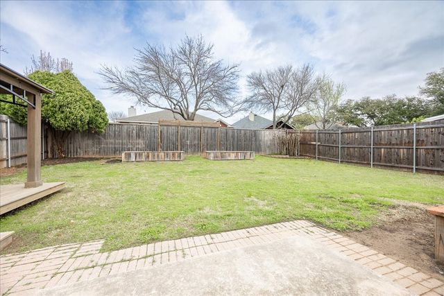 1597 Redwood Drive, Corinth, TX 76210