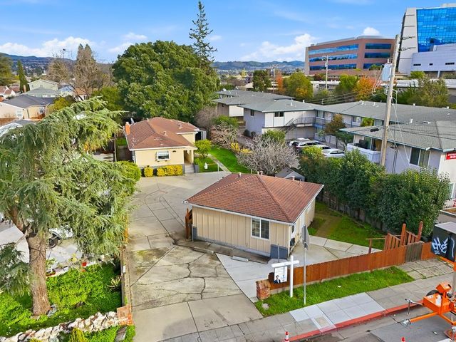 19790 Stanton Ave, Castro Valley, CA 94546