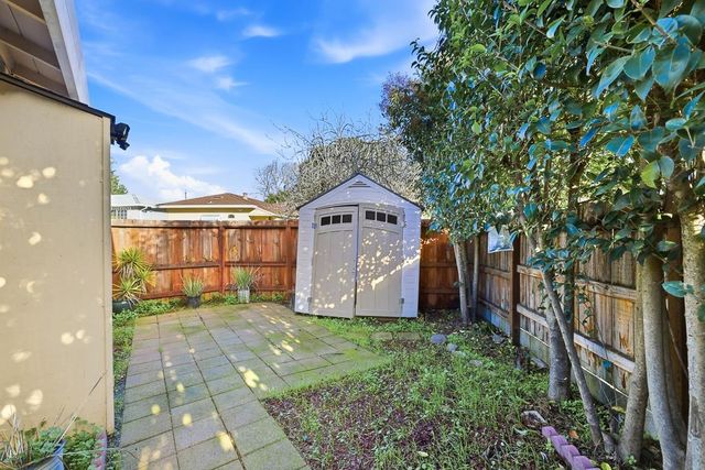 19790 Stanton Ave, Castro Valley, CA 94546