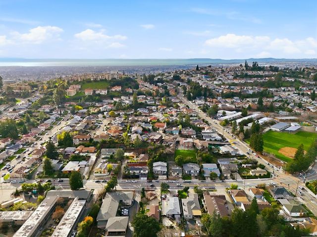 19790 Stanton Ave, Castro Valley, CA 94546