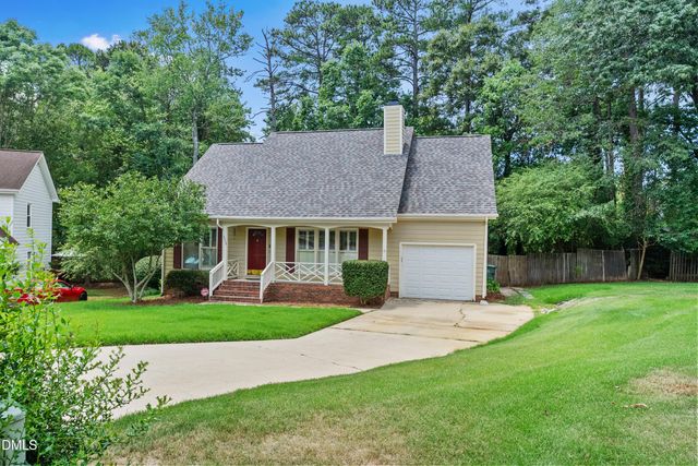 111 Brook Hollow Court, Cary, NC 27513