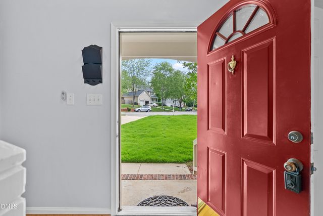 111 Brook Hollow Court, Cary, NC 27513