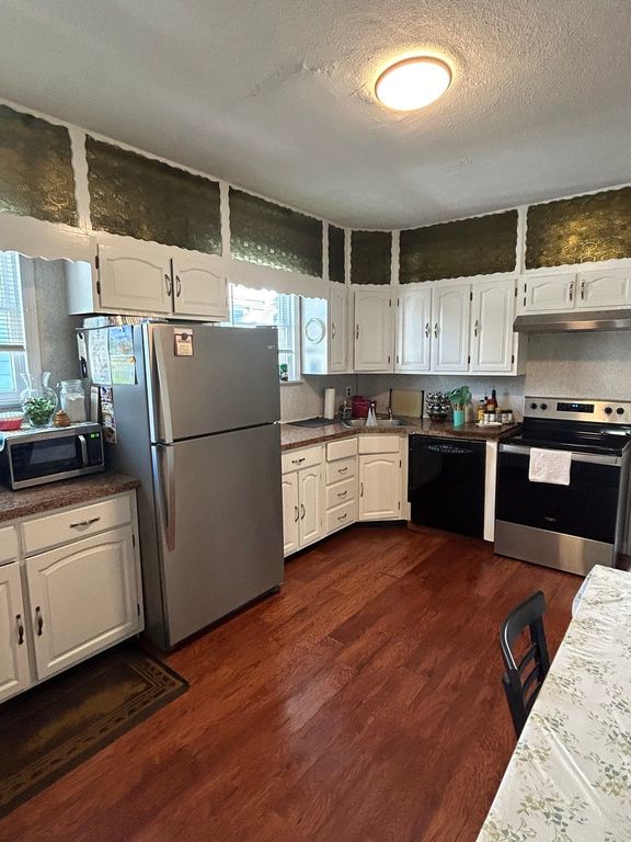 99 Franklin St 2, Somerville, MA 02145
