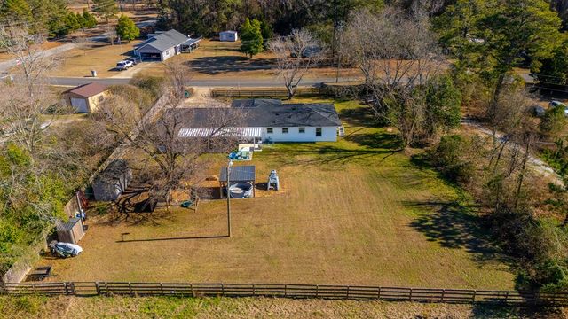 40 Bishop Road, Smiths Station, AL 36877
