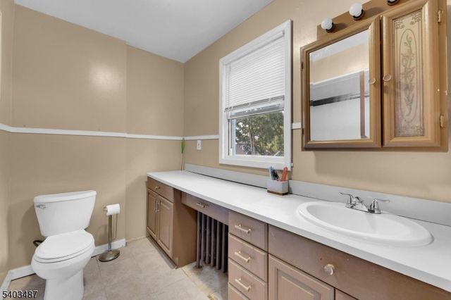 163 Stanton St, Rahway City, NJ 07065