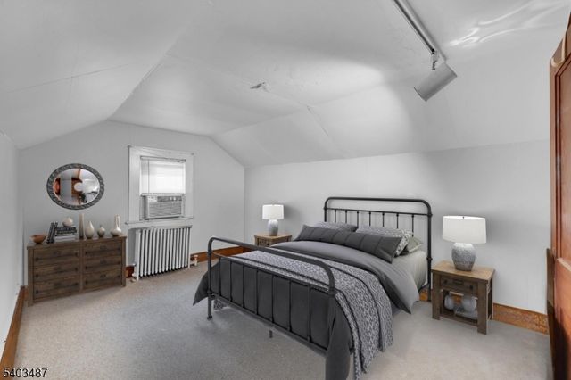 163 Stanton St, Rahway City, NJ 07065