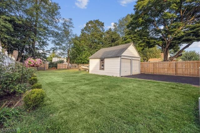 163 Stanton St, Rahway City, NJ 07065