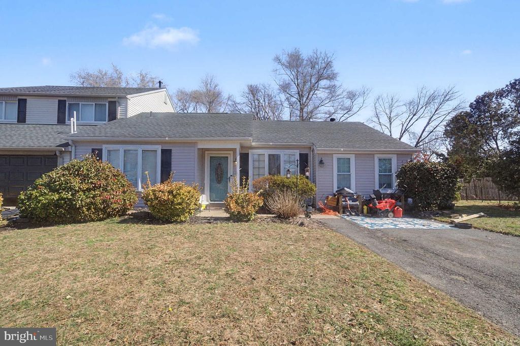 36 WYNNEWOOD DR, Voorhees, NJ 08043
