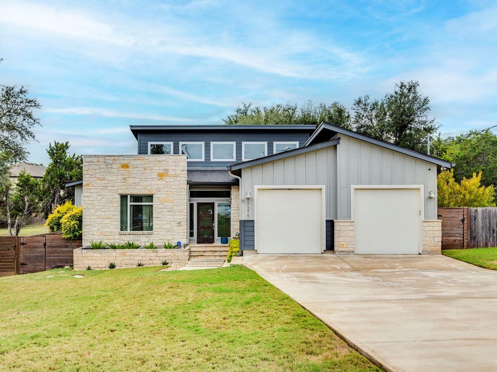 17215 Oak Cliff CIR, Dripping Springs, TX 78620