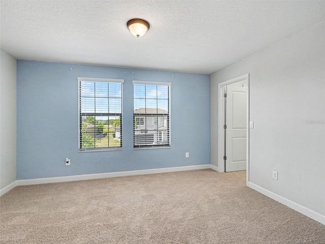 10025 IVORY DRIVE, Sun City Center, FL 33573