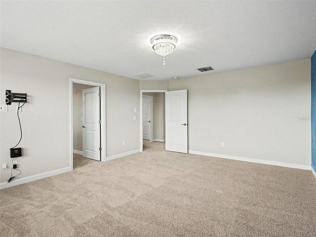 10025 IVORY DRIVE, Sun City Center, FL 33573