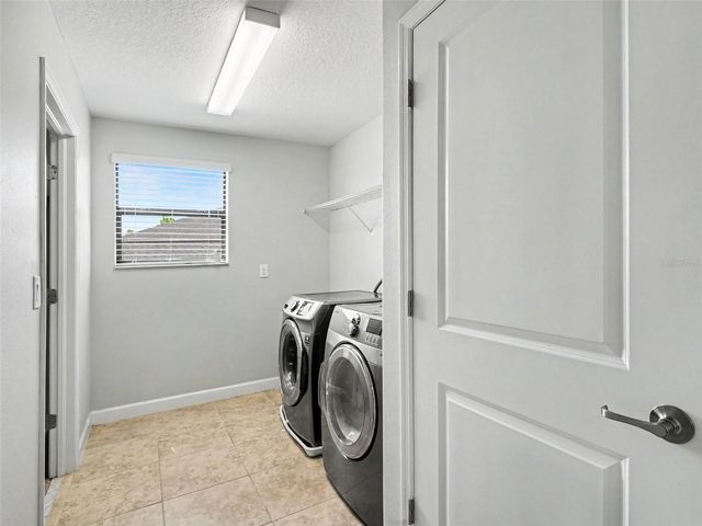 10025 IVORY DRIVE, Sun City Center, FL 33573