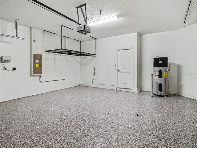 10025 IVORY DRIVE, Sun City Center, FL 33573