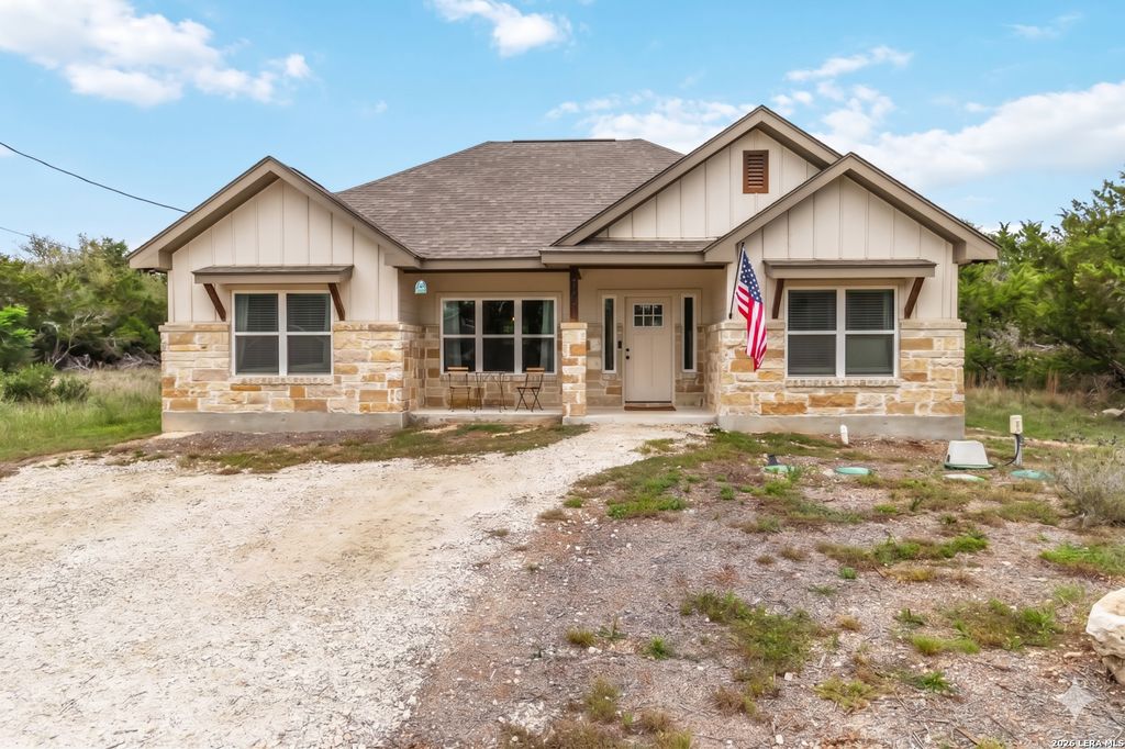 741 HIGH DR, Spring Branch, TX 78070