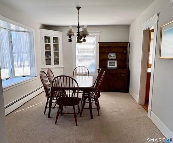 33 Wilford Road, Branford, CT 06405
