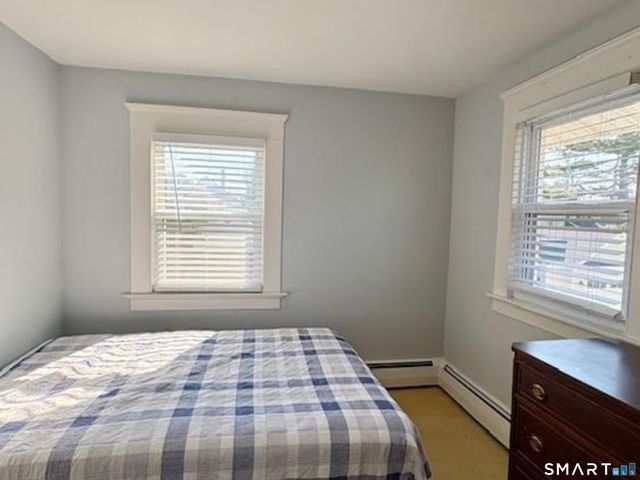 33 Wilford Road, Branford, CT 06405