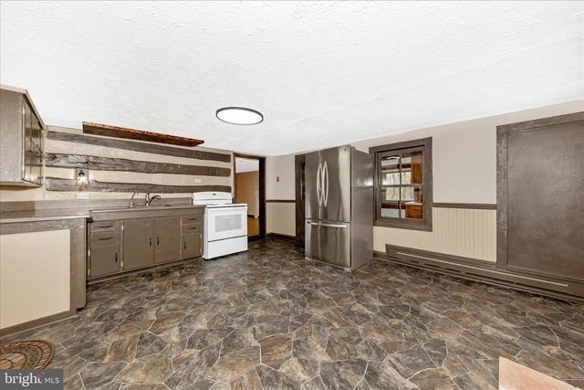 6529 MOUNTAINDALE RD, Thurmont, MD 21788