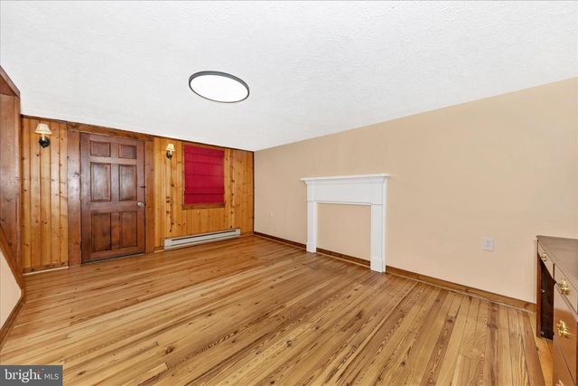 6529 MOUNTAINDALE RD, Thurmont, MD 21788