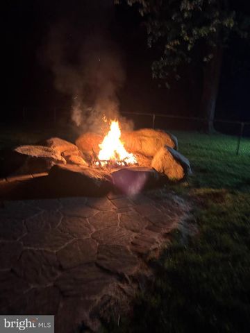 6529 MOUNTAINDALE RD, Thurmont, MD 21788