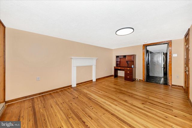 6529 MOUNTAINDALE RD, Thurmont, MD 21788