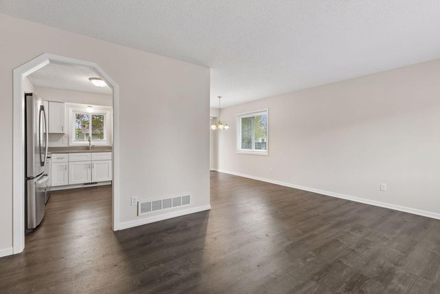 7516 Louisiana Avenue N, Brooklyn Park, MN 55428