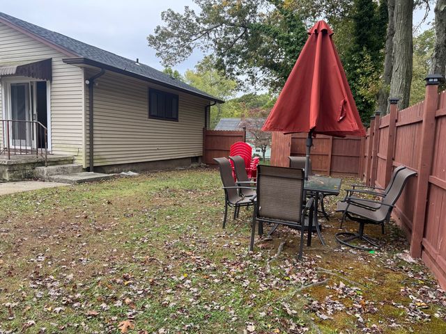 11 Linda Drive, Bridgeport, CT 06606