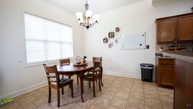 207 Broderick Circle, Warner Robins, GA 31088