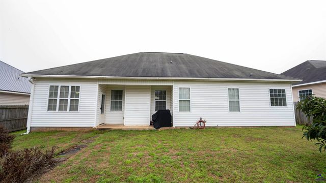 207 Broderick Circle, Warner Robins, GA 31088