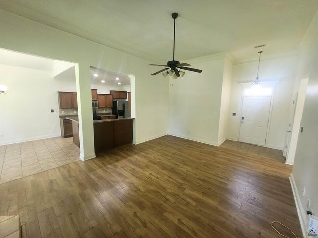 207 Broderick Circle, Warner Robins, GA 31088