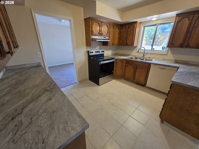 10016 Se 11TH St, Vancouver, WA 98664
