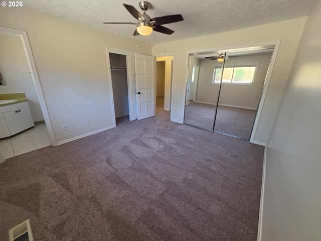 10016 Se 11TH St, Vancouver, WA 98664