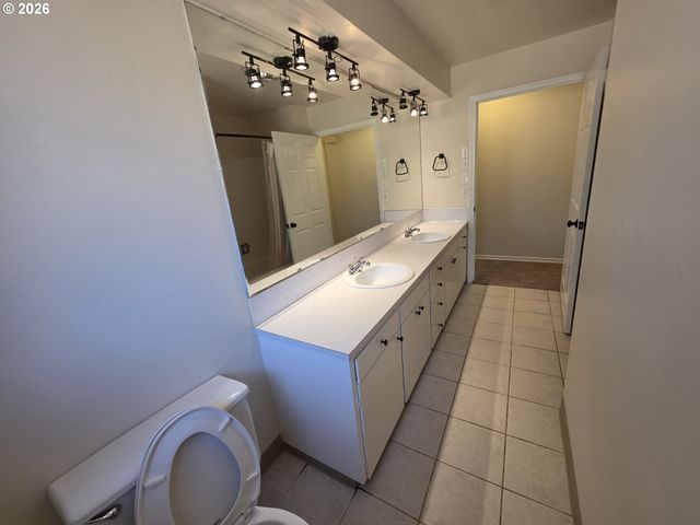 10016 Se 11TH St, Vancouver, WA 98664