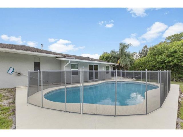 758 Beard Avenue, Sebastian, FL 32958