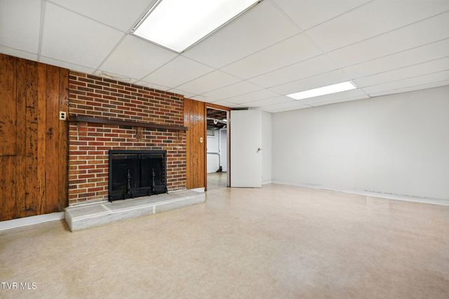 1201 Gray Station Road, Gray, TN 37615