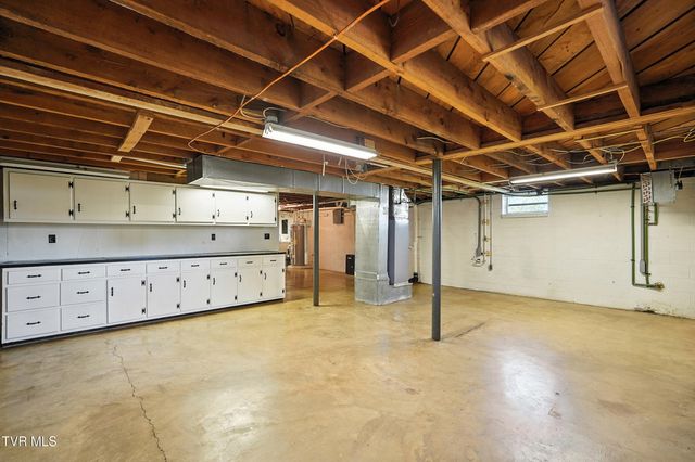 1201 Gray Station Road, Gray, TN 37615