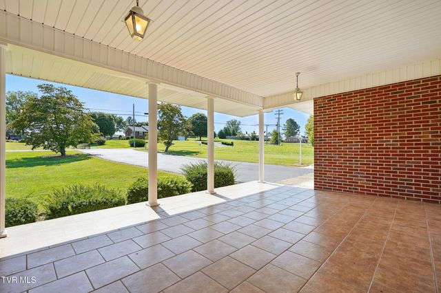 1201 Gray Station Road, Gray, TN 37615