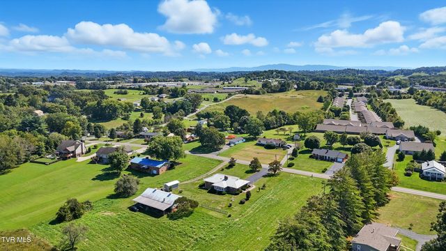 1201 Gray Station Road, Gray, TN 37615