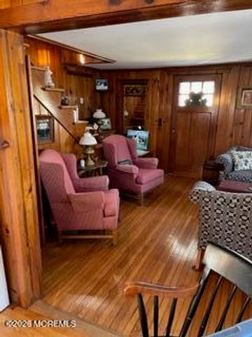 214 Howe Street, Point Pleasant, NJ 08742